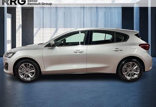 Usado Ford Focus Titanium 126 HP (92 kW) 2023 Prateado Sedan