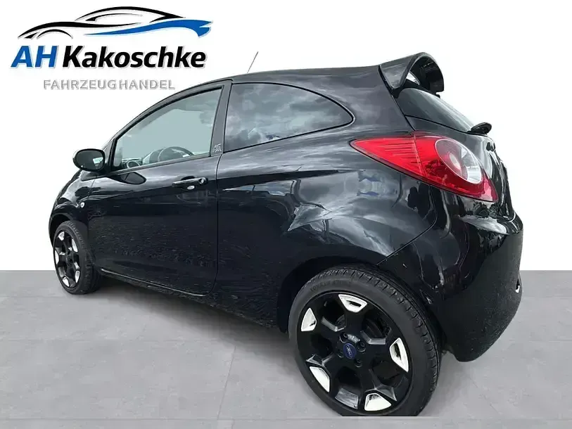 Gebraucht Ford Ka Titanium 69 PS (50 kW) 2015 Schwarz Limousine