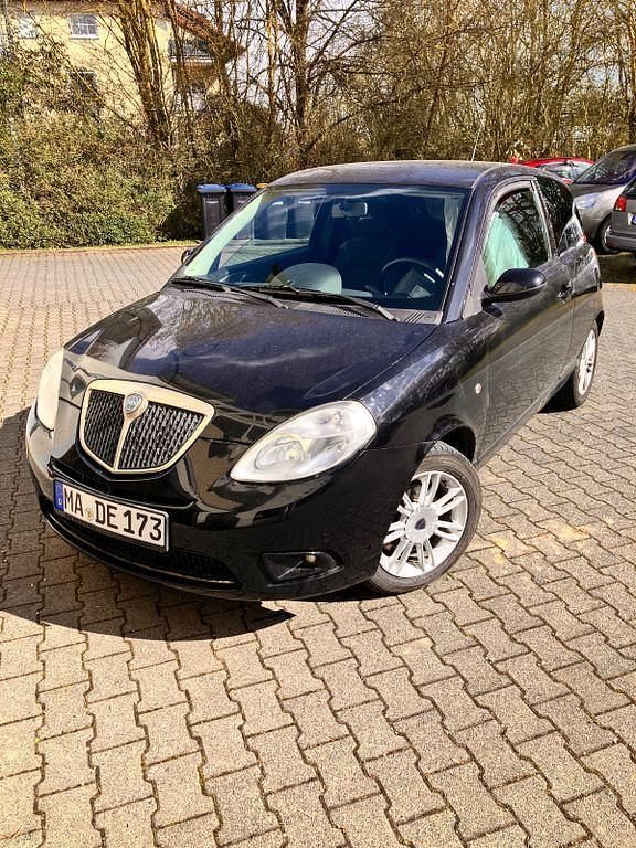 Gebraucht Lancia Ypsilon 95 PS (69 kW) 2007 Schwarz Kleinwagen