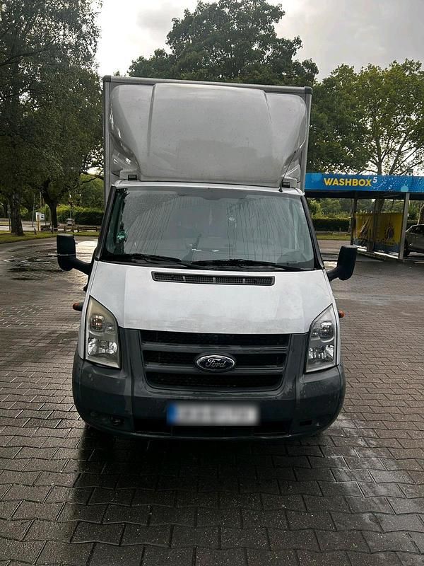 Weiß Gebraucht 2011 Ford Transit Van / Kleinbus | 11.499 € - Bild 1/4