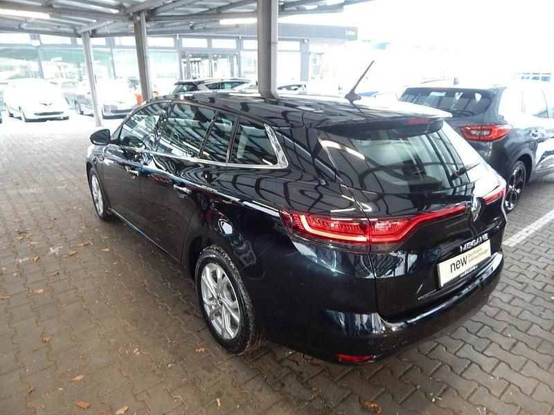 Gebraucht Renault Mégane IV Equilibre 116 PS (85 kW) 2023 Schwarz Limousine