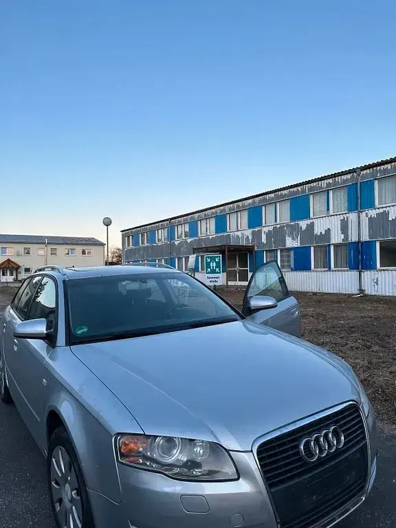 Używany Audi A4 Ambition 190 KM (139 kW) 2009 Srebrny Kombi