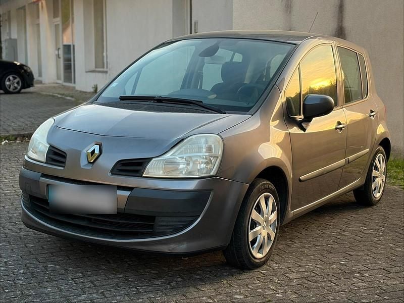 Second-hand Renault Modus 75 CP (55 kW) 2010 Gri Monovolum