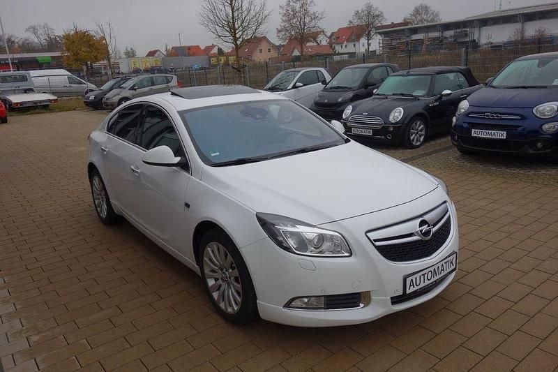 Gebraucht Opel Insignia OPC 250 PS (183 kW) 2011 Weiß Limousine