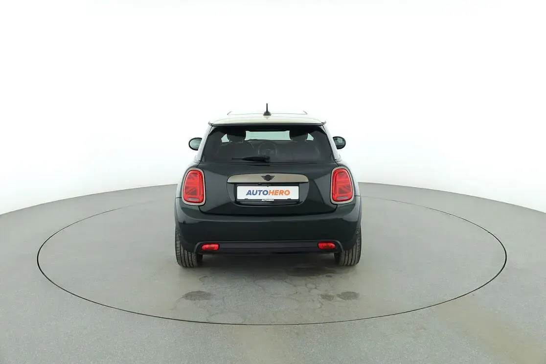 Gebraucht Mini Cooper SE Resolute Edition 135 kW (184 PS) 2023 Grün Kleinwagen