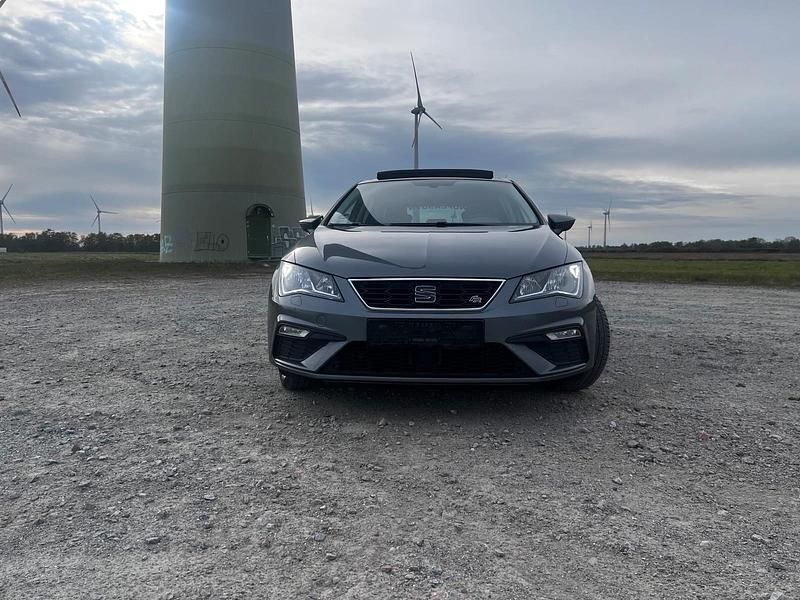 Usata Seat Leon FR 150 CV (110 kW) 2017 Grigio Berlina