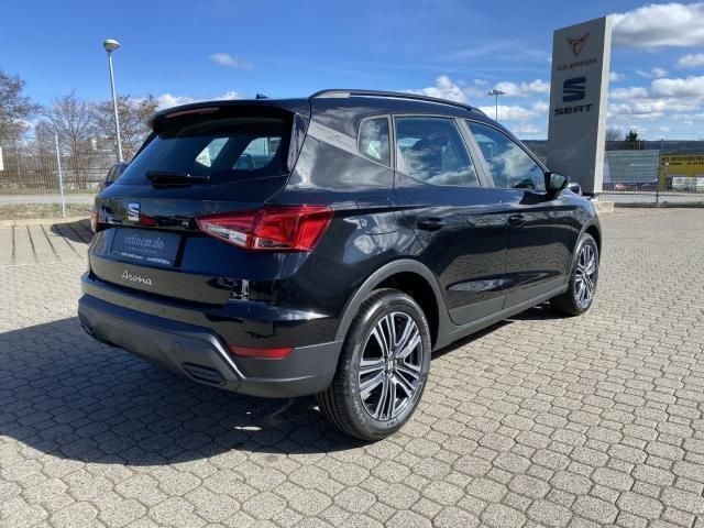 Midnight schwarz metallic Gebraucht 2024 Seat Arona Style SUV | 19.950 € (Guter Preis) - Bild 1/4
