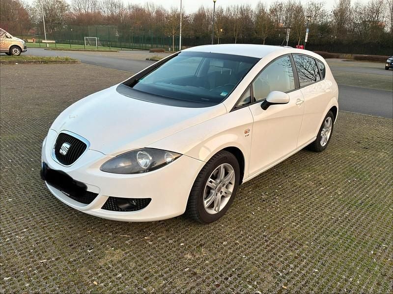 Gebraucht Seat Leon 125 PS (91 kW) 2009 Weiß Kleinwagen