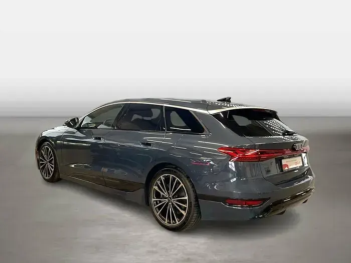 Używany Audi A6 e-tron Performance 269 kW (367 KM) 2025 Niebieski Kombi