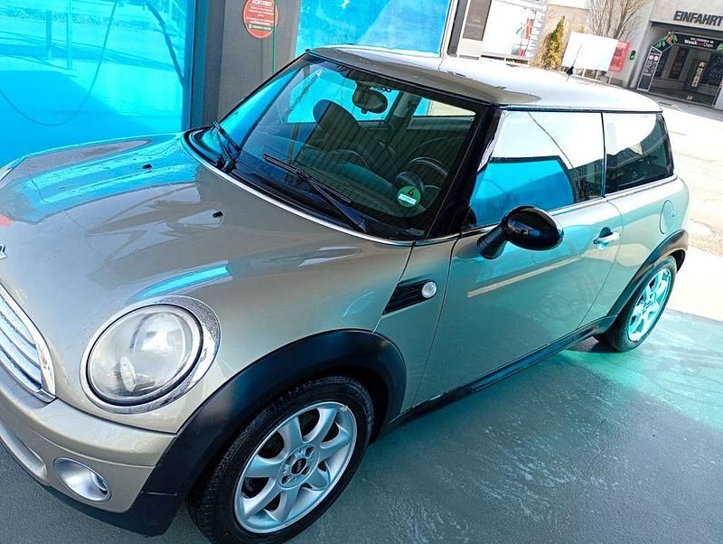 Gebraucht Mini ONE 95 PS (69 kW) 2007 Silber Kleinwagen