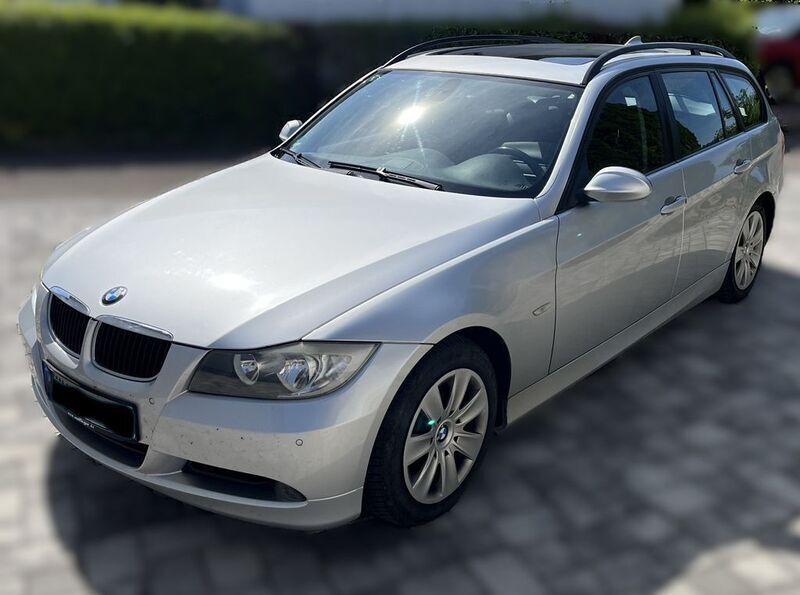 Silber Gebraucht 2008 BMW 320 Advantage Kombi | 3.500 € (Superpreis) - Bild 1/4