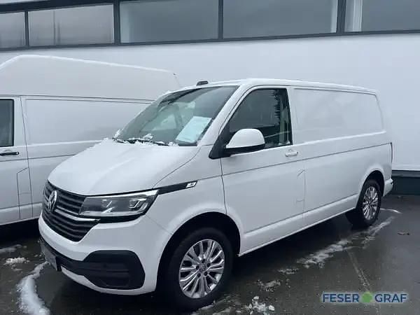 Gebraucht VW T6.1 150 PS (110 kW) 2020 Candyweiß Van