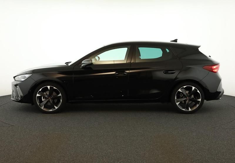 Gebraucht Cupra Leon 150 PS (110 kW) 2025 Mitternachtsschwarz metallic SUV