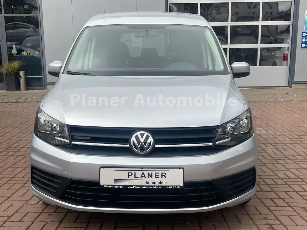 Gebraucht VW Caddy 122 PS (89 kW) 2015 Silber Van / Kleinbus