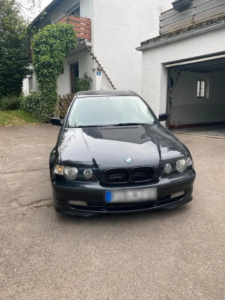 Gebraucht BMW 318 143 PS (105 kW) 2002 Schwarz Coupé