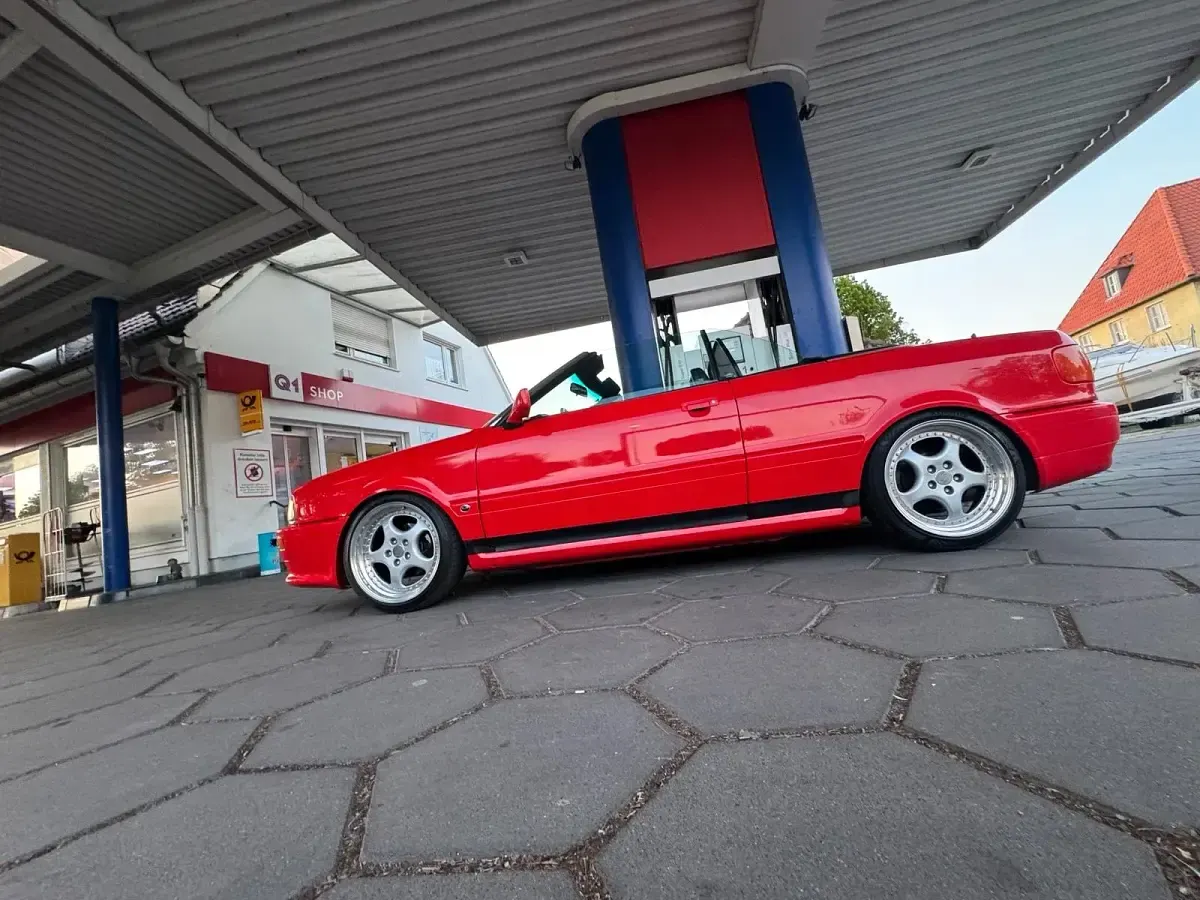 Gebraucht Audi 80 133 PS (97 kW) 1992 Rot Cabrio