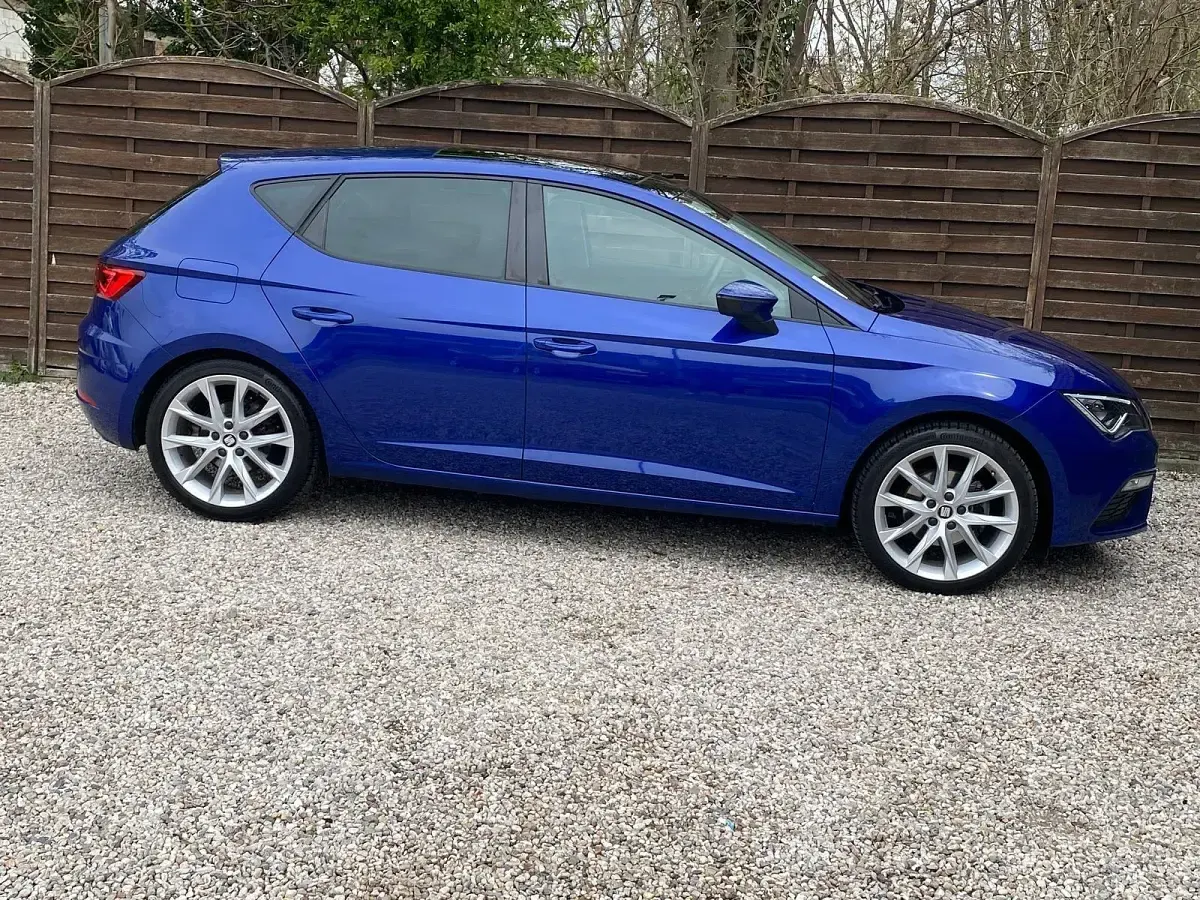 Occasion Seat Leon FR 150 ch (110 kW) 2017 Bleue Berline