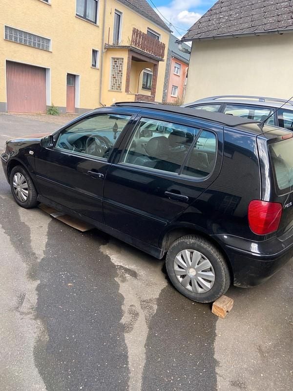Gebraucht VW Polo Edition 50 PS (36 kW) 2001 Schwarz Kleinwagen