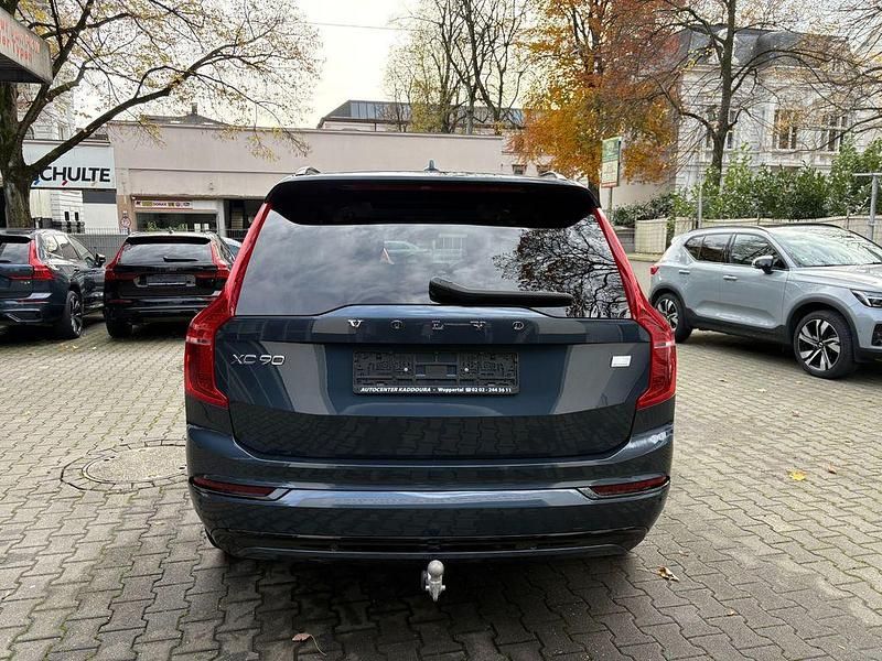 Gebraucht Volvo XC90 Plus 455 PS (334 kW) 2023 Denim blue / metallic SUV