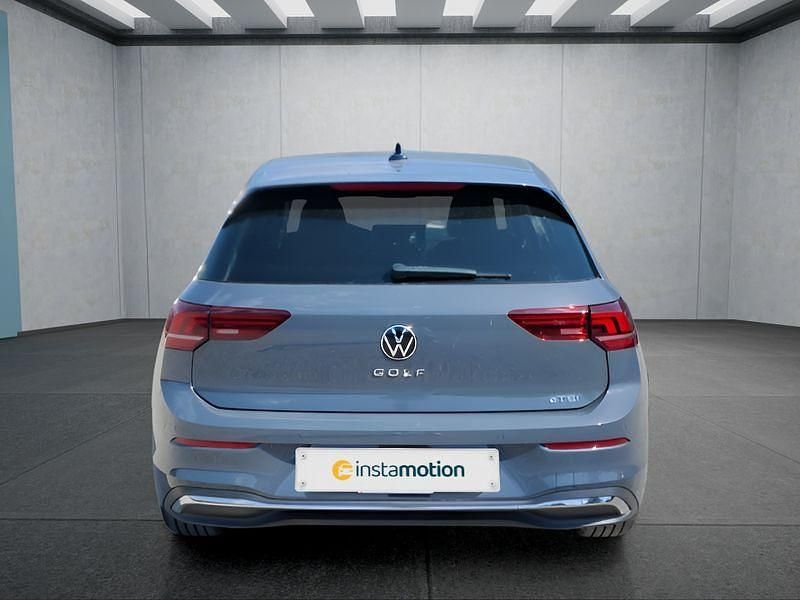 Gebraucht VW Golf VIII 150 PS (110 kW) 2025 Grau Kleinwagen