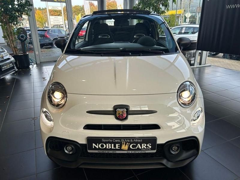 Gebraucht Abarth 695C 179 PS (131 kW) 2024 Weiß Cabrio
