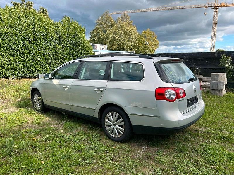 Gebraucht VW Passat 150 PS (110 kW) 2010 Grau Kombi