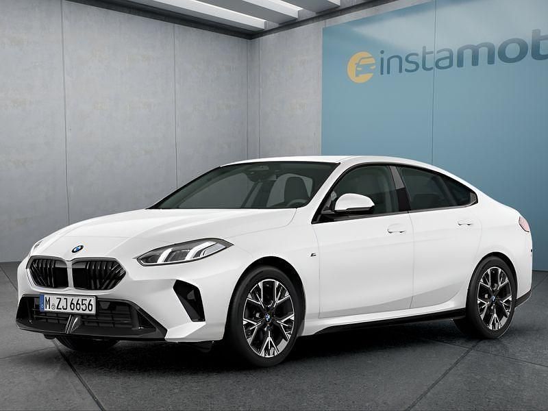 Weiß Neu 2025 BMW 220 Limousine | 46.849 € (Fairer Preis) - Bild 1/4