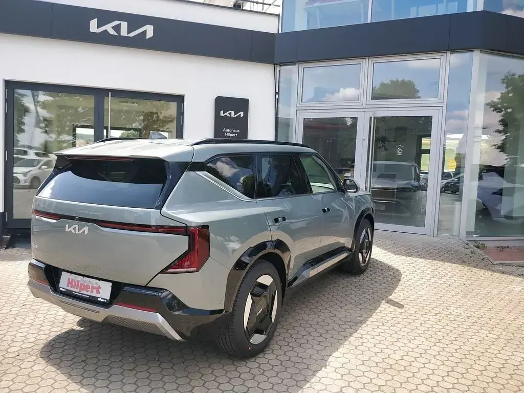 Neu Kia EV5 Earth 160 kW (218 PS) 2026 Grün SUV