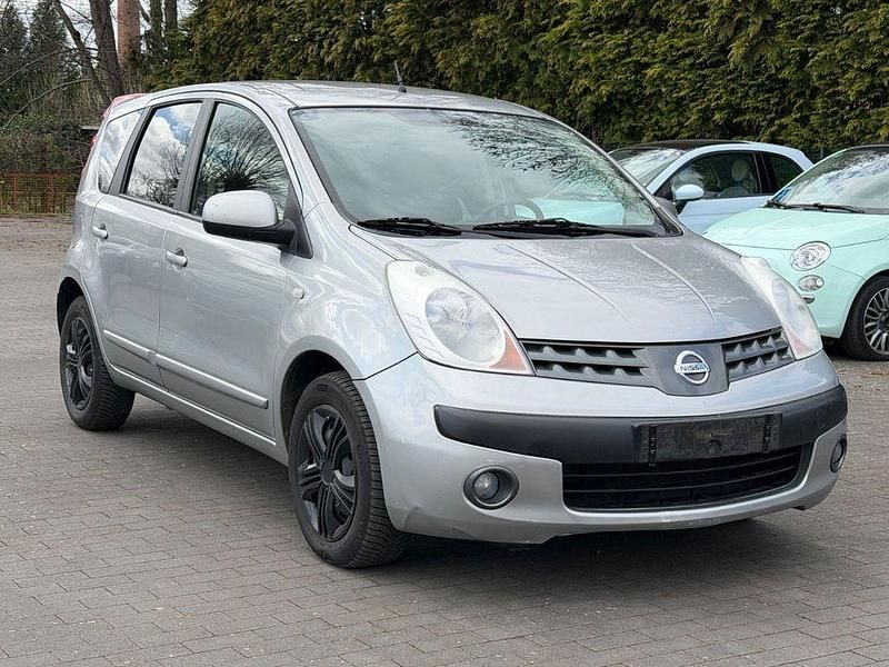 Gebraucht Nissan Note Acenta 88 PS (64 kW) 2006 Silber Kleinwagen