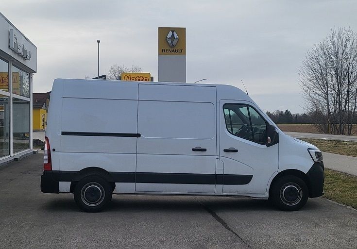 Gebraucht Renault Master Basis 135 PS (99 kW) 2021 Weiß Van