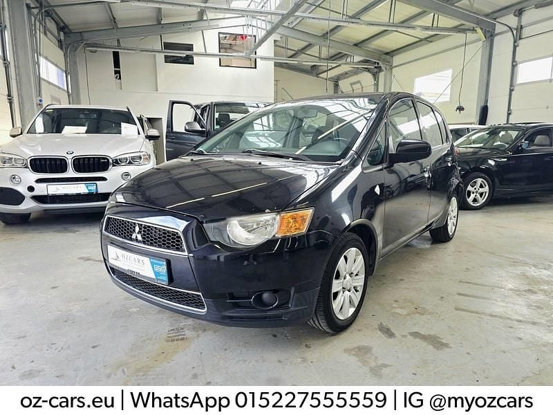 Schwarz Gebraucht 2011 Mitsubishi Colt Kleinwagen | 3.899 € (Guter Preis) - Bild 1/4