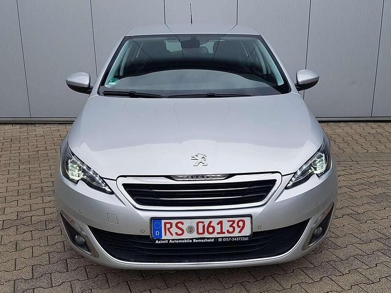 Gebraucht Peugeot 308 Allure 156 PS (114 kW) 2014 Grau Limousine