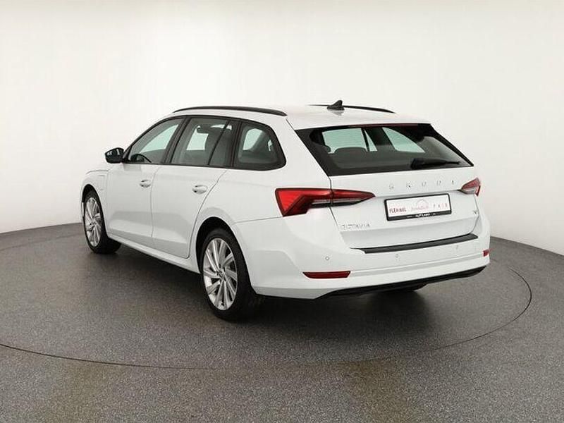 Gebraucht Skoda Octavia 150 PS (110 kW) 2022 Weiss