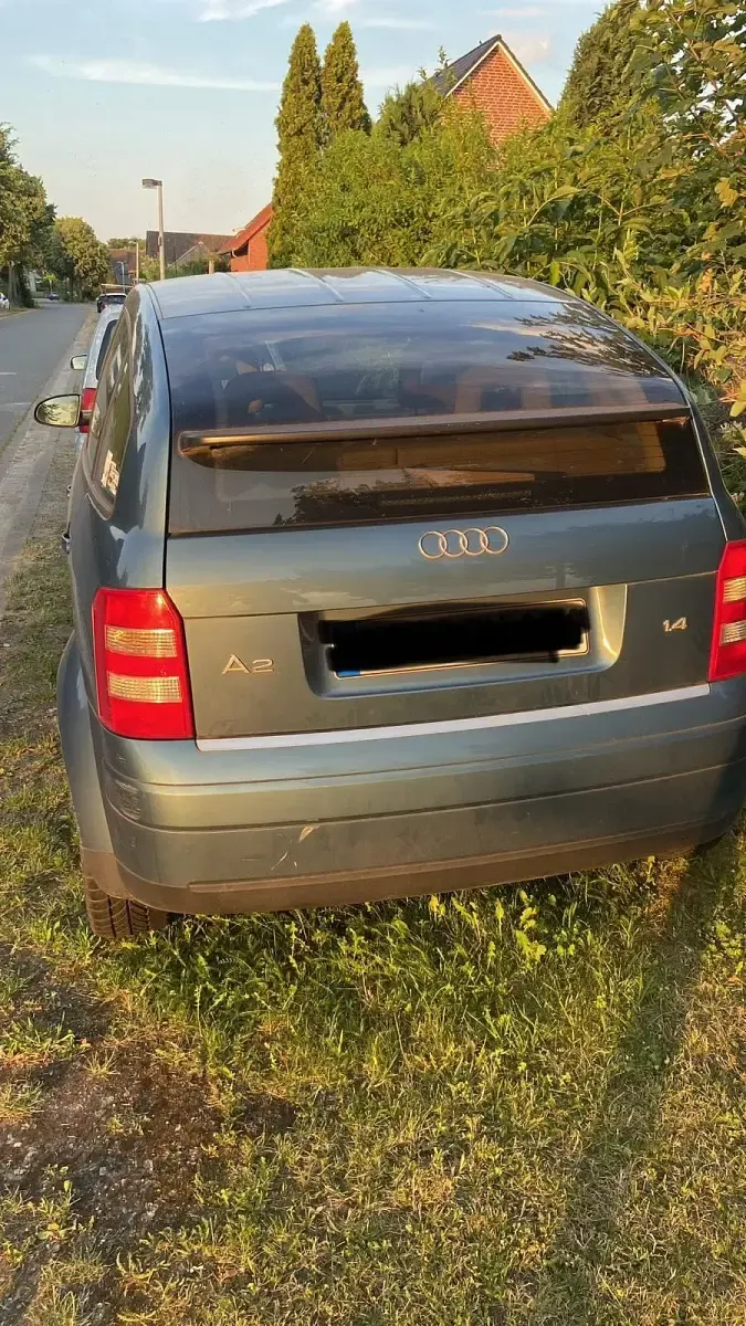 Gebraucht Audi A2 70 PS (51 kW) 2000 Blau Kleinwagen