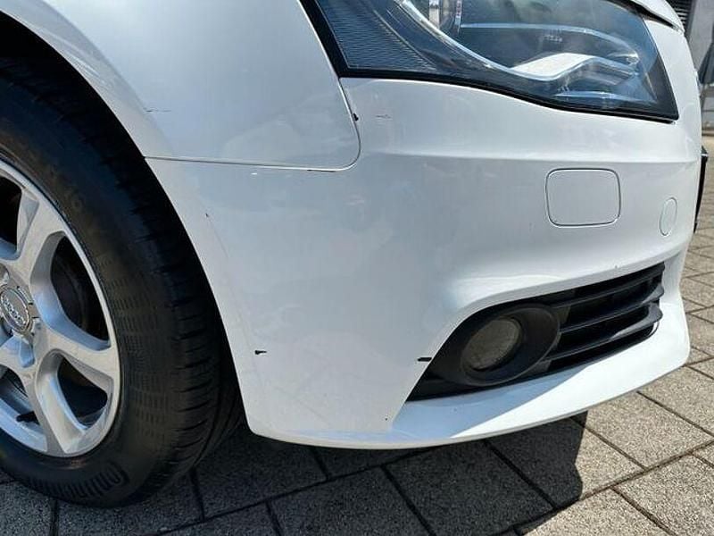 Gebraucht Audi A4 Sport 174 PS (127 kW) 2011 Andere Limousine