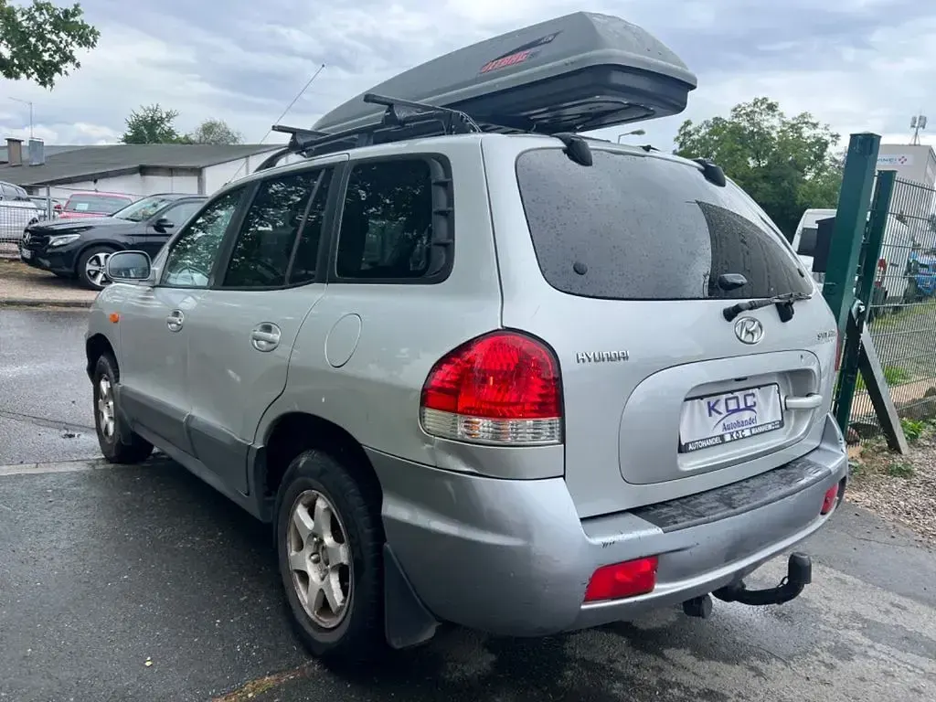 Gebraucht Hyundai Santa Fe GLS 145 PS (106 kW) 2006 Smart silver+medium SUV