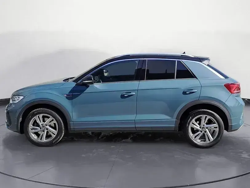Second-hand VW T-Roc R-line 150 CP (110 kW) 2023 Albastru SUV