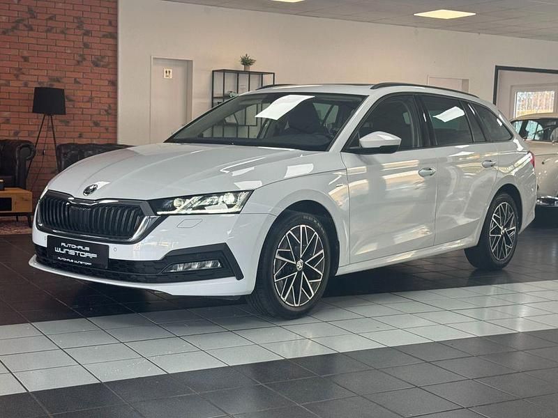 Weiß Gebraucht 2022 Skoda Octavia Clever Kombi | 23.490 € (Fairer Preis) - Bild 1/4