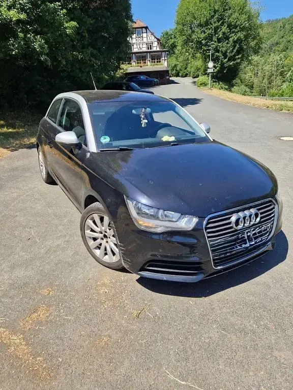 Gebraucht Audi A1 Ambition 86 PS (63 kW) 2012 Schwarz Kleinwagen