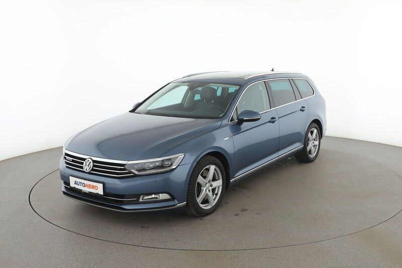 Blau Gebraucht 2016 VW Passat Highline Kombi | 21.380 € (Fairer Preis) - Bild 1/4