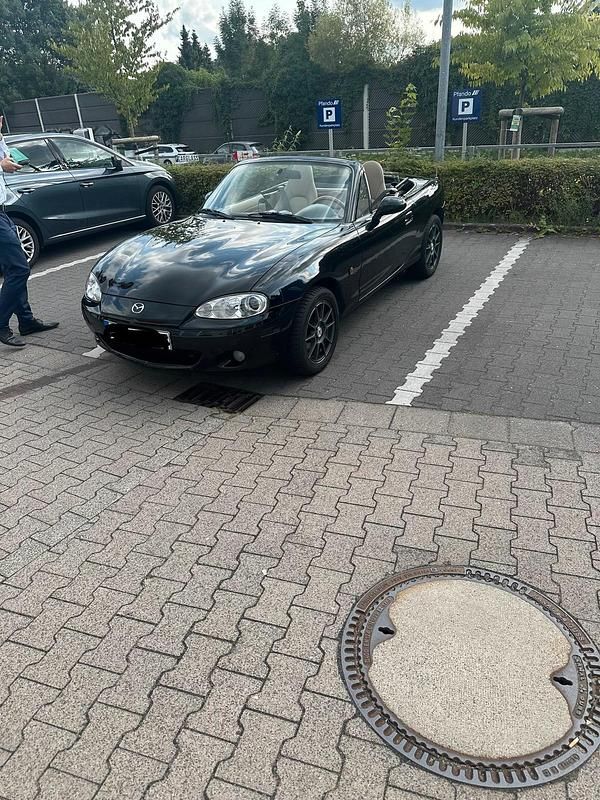 Schwarz Gebraucht 2003 Mazda MX5 Cabrio | 3.500 € (Fairer Preis) - Bild 1/4