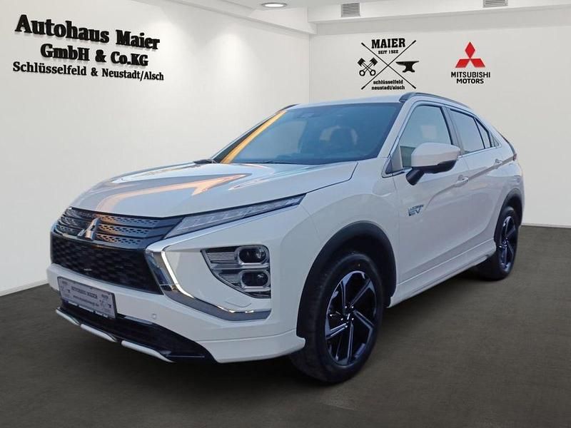 S) (weiss Gebraucht 2023 Mitsubishi Eclipse Cross Select SUV | 27.980 € (Fairer Preis) - Bild 1/4