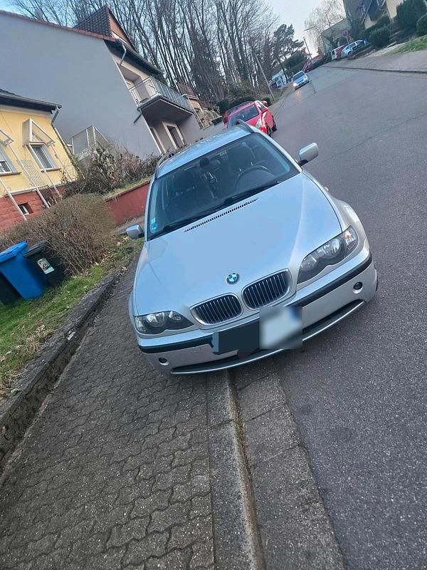 Gebraucht BMW 320 150 PS (110 kW) 2005 Grau Kombi