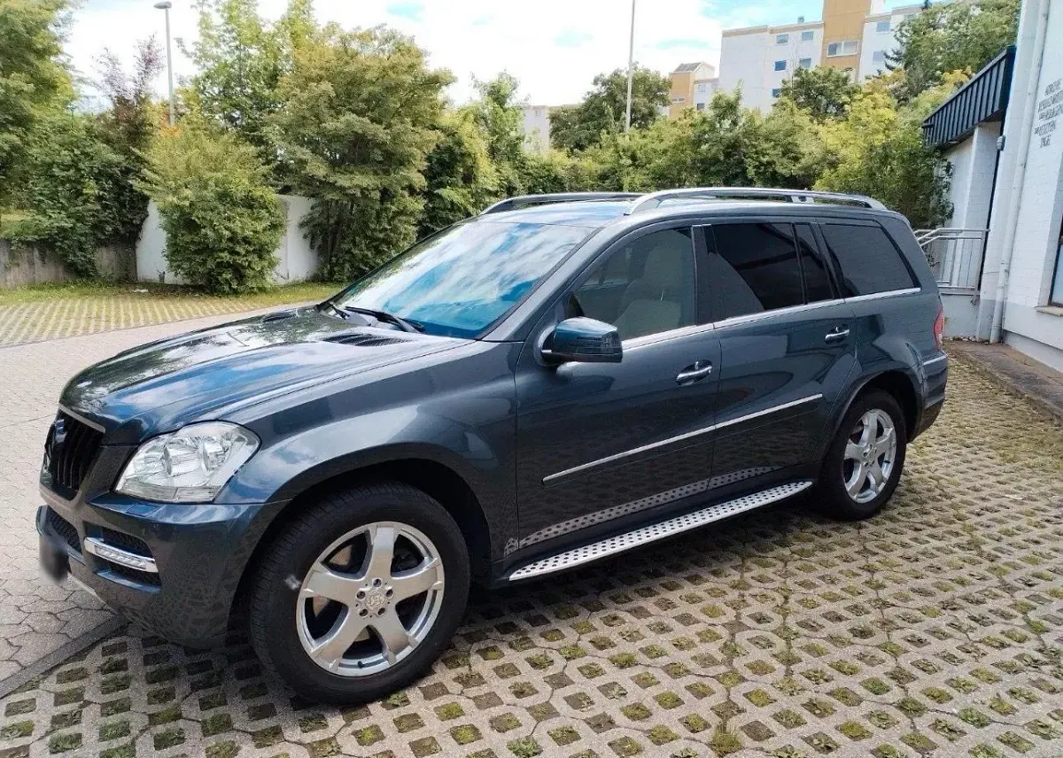 Gebraucht Mercedes GL450 AMG 306 PS (225 kW) 2010 Silber SUV