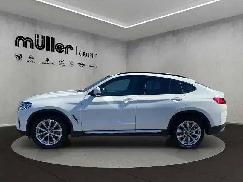 Gebraucht BMW X4 Efficient Dynamics 190 PS (139 kW) 2022 Alpinweiß uni SUV