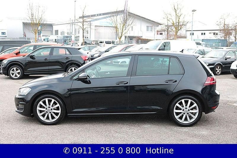 Gebraucht VW Golf VII Highline 150 PS (110 kW) 2015 Schwarz Limousine