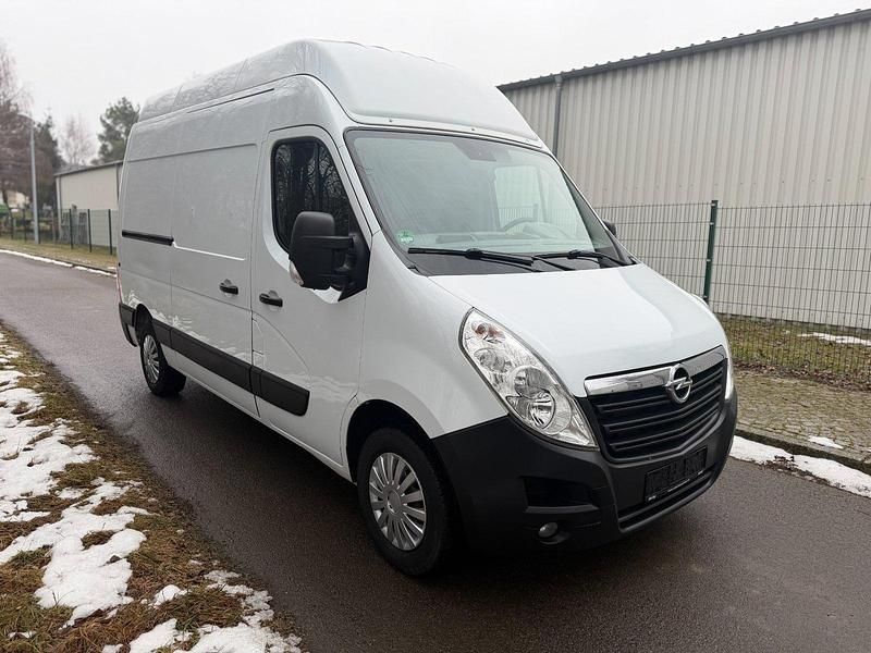 Gebraucht Opel Movano 110 PS (80 kW) 2016 Weiß Van / Kleinbus