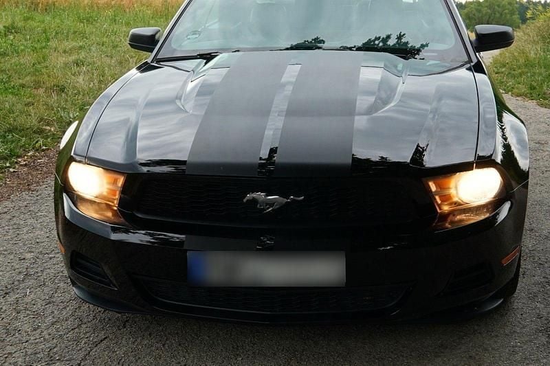 Gebraucht Ford Mustang 241 PS (177 kW) 2009 Schwarz Cabrio