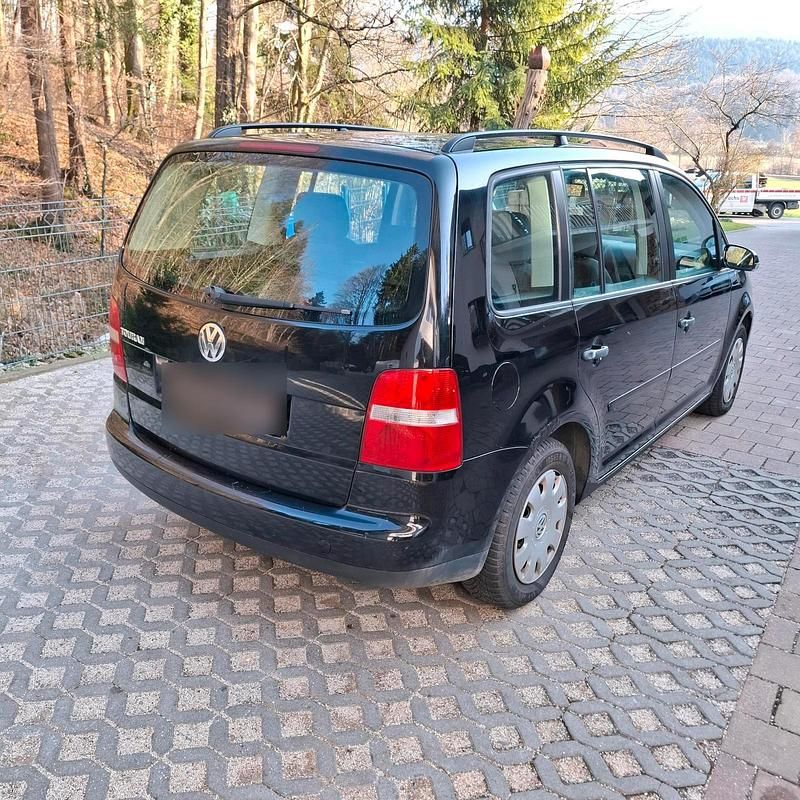 Gebraucht VW Touran 105 PS (77 kW) 2005 Schwarz Van / Kleinbus
