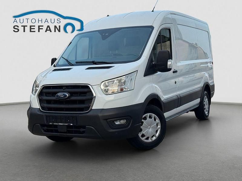 Gebraucht Ford Transit Trend 131 PS (96 kW) 2020 Weiß Van / Kleinbus